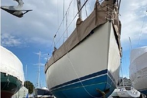 L Arche De Noe 32ft Beneteau Yacht For Sale