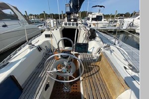 L Arche De Noe 32ft Beneteau Yacht For Sale