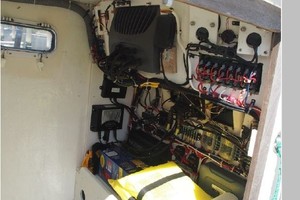 Blues Chaser 31ft Ocean Master Yacht For Sale