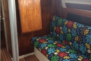 Elizabeth V 30ft Pearson Yacht For Sale