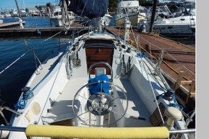 Hopscotch 28ft Ericson Yacht For Sale