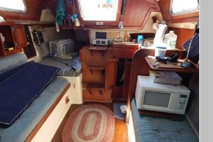 Hopscotch 28ft Ericson Yacht For Sale
