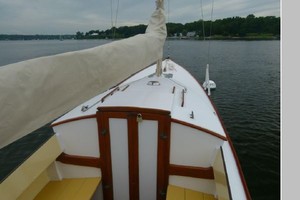 NEPENTHE 28ft Herreshoff Yacht For Sale