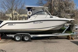 25ft Boston Whaler Yacht For Sale