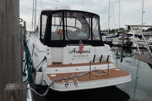 37ft Four Winns Yacht For Sale