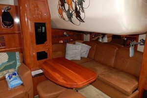 37ft Four Winns Yacht For Sale