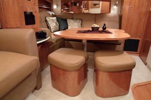 37ft Four Winns Yacht For Sale