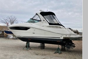 Sun Day Fun Day 33ft Sea Ray Yacht For Sale