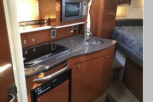 Sun Day Fun Day 33ft Sea Ray Yacht For Sale