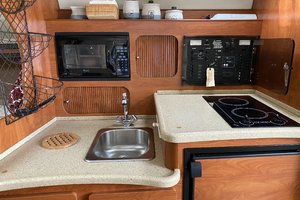 Migration 33ft Rinker Yacht For Sale