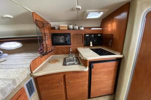 Migration 33ft Rinker Yacht For Sale