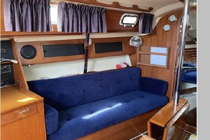 Solas 33ft Pearson Yacht For Sale