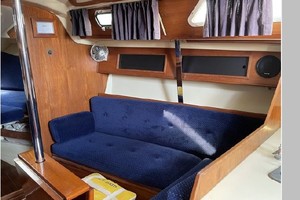 Solas 33ft Pearson Yacht For Sale