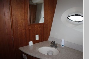 Trumpeter Swan 41ft Silverton Yacht For Sale