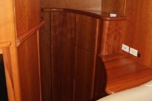 Trumpeter Swan 41ft Silverton Yacht For Sale