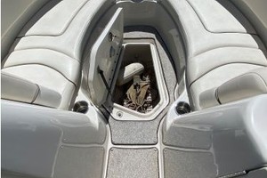 23ft Sea Ray Yacht For Sale