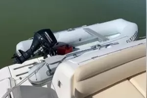 2008 Tiara Yachts 3900 Sovran thumbnail 4