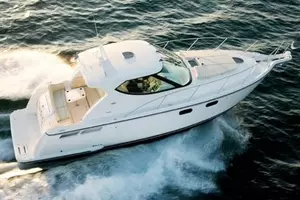 2008 Tiara Yachts 3900 Sovran thumbnail 3