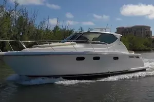 2008 Tiara Yachts 3900 Sovran thumbnail 2