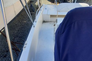Wikaba 18ft Boston Whaler Yacht For Sale