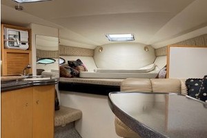 SUNSET SEEKER  33ft Larson Yacht For Sale