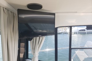 2019 33 Jeanneau Express - Salon TV