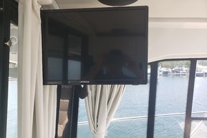 2019 33 Jeanneau Express - Salon TV