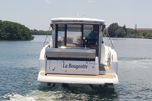 2019 33 Jeanneau Express - Transom/Swim Platform