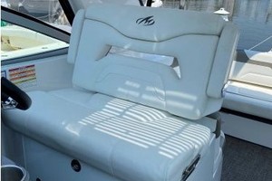 Magic 10 33ft Monterey Yacht For Sale