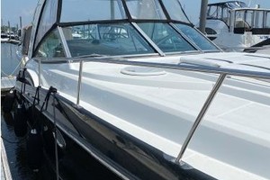 Magic 10 33ft Monterey Yacht For Sale