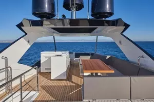2021 Astondoa 66 Flybridge thumbnail 10