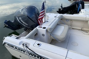 25ft Grady White Yacht For Sale