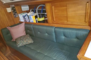 37ft J Boats Yacht For Sale