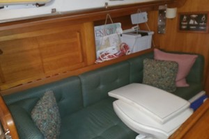 37ft J Boats Yacht For Sale