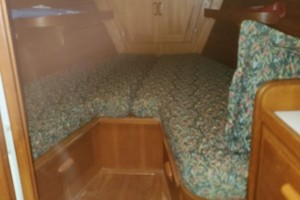 37ft J Boats Yacht For Sale