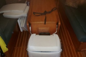 37ft J Boats Yacht For Sale