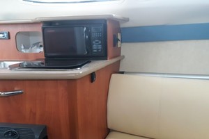 24ft Bayliner Yacht For Sale