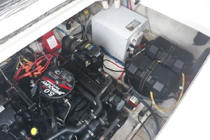 24ft Bayliner Yacht For Sale