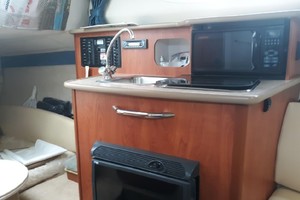 24ft Bayliner Yacht For Sale