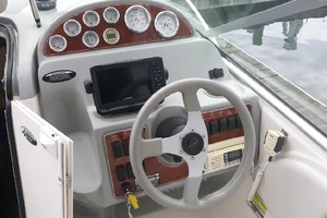 24ft Bayliner Yacht For Sale