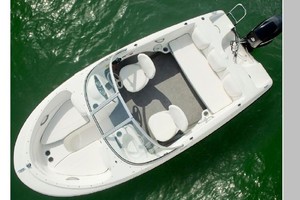 16ft Bayliner Yacht For Sale