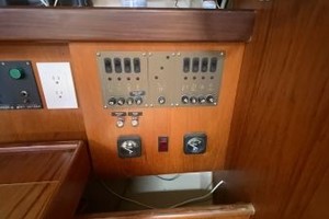 Ruffian 35ft Beneteau Yacht For Sale