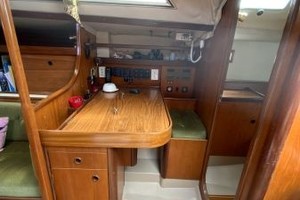 Ruffian 35ft Beneteau Yacht For Sale