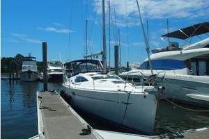 Nonesuch 42ft Jeanneau Yacht For Sale