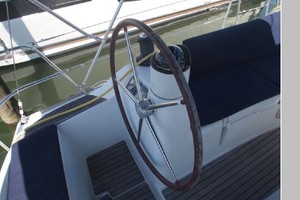 Nonesuch 42ft Jeanneau Yacht For Sale