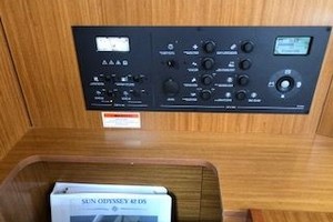 Nonesuch 42ft Jeanneau Yacht For Sale