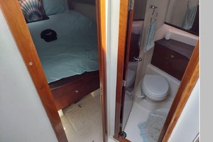 34ft Meridian Yacht For Sale