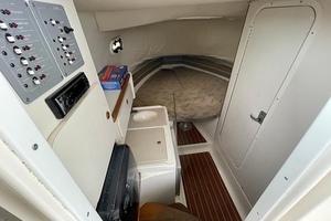 28ft Pursuit Yacht For Sale