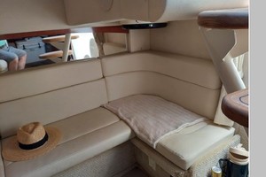 32ft Sea Ray Yacht For Sale