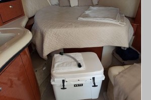 32ft Sea Ray Yacht For Sale